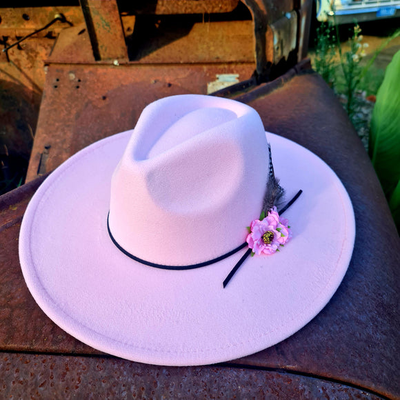 Desperado Pastel Pink Fashion Felt Hat